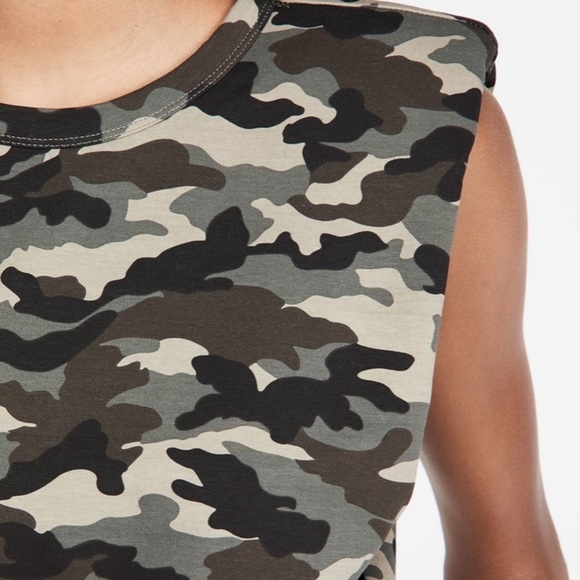 NWT Endless Rose Shopbop Revolve Camo Print Padded Shoulder Sleeveless Top - Picture 2 of 8